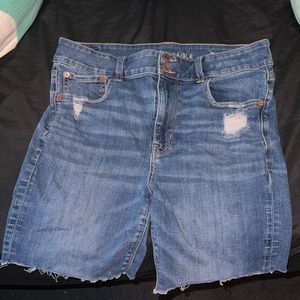 American Eagle Short